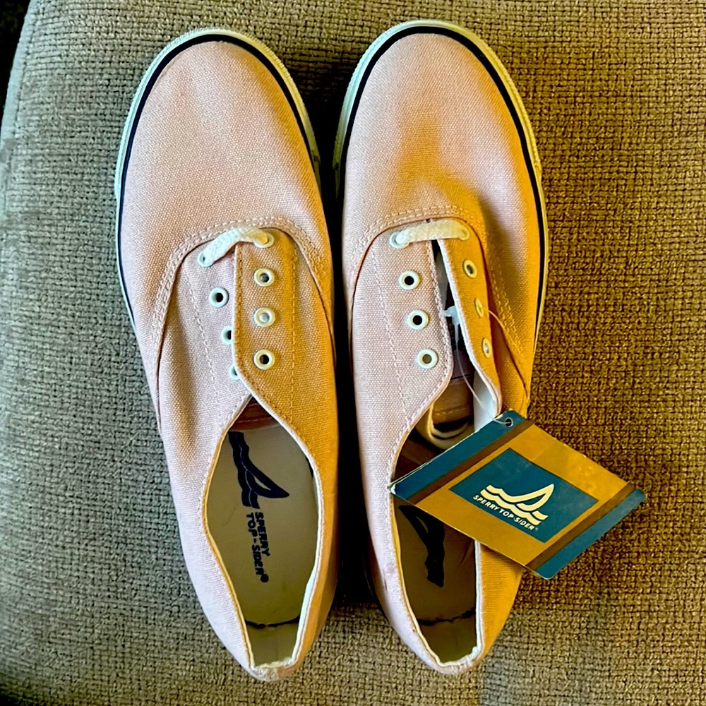 NWT Sperry Top Sider 7.5 Pink